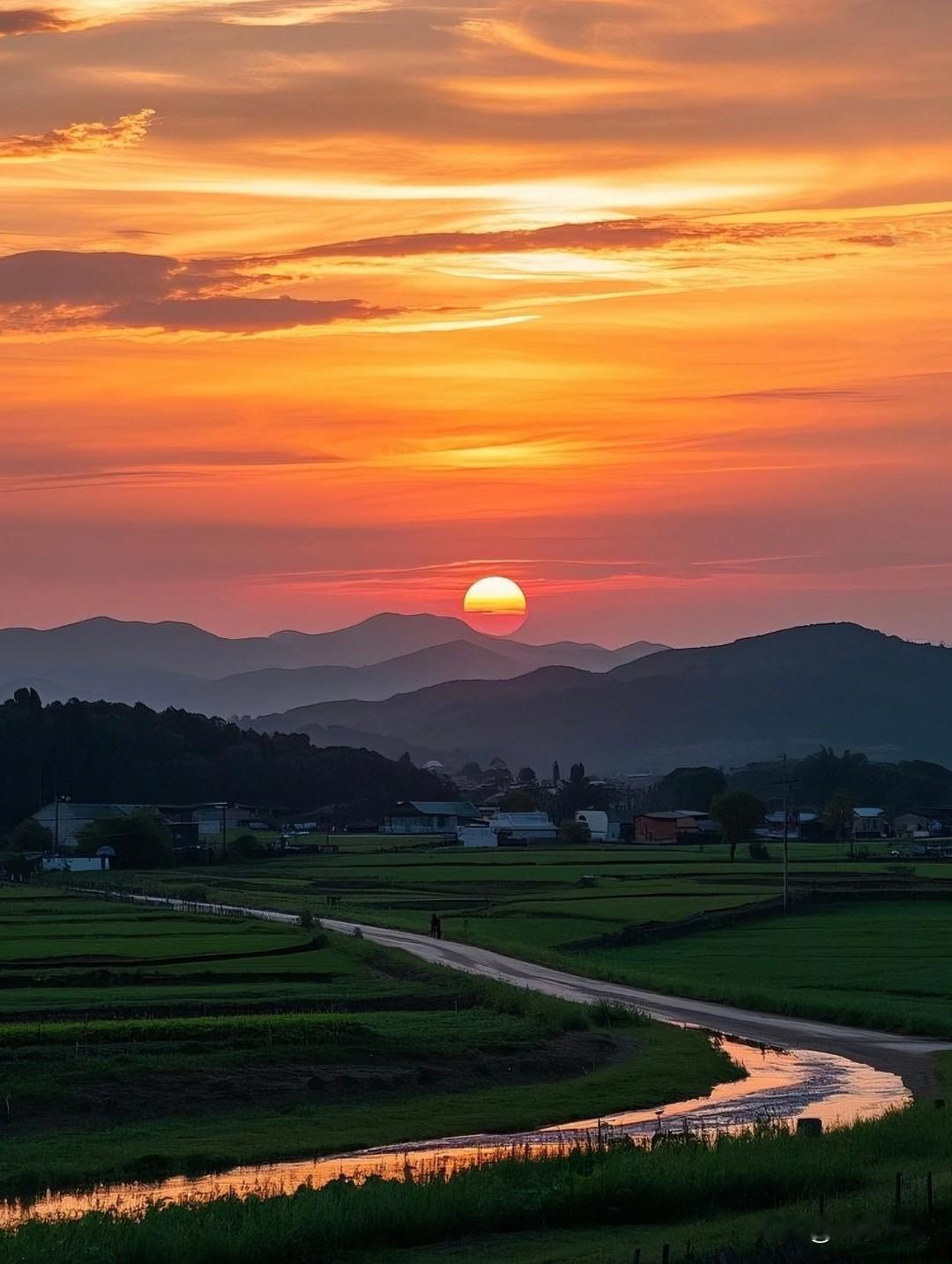 有哪些曾经是违法的事情现在合法了？

曾几何时，有些不敢触碰的禁区现在消失殆尽。