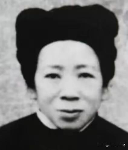1982年河北老太临终留怪遗训！儿子整理遗物惊呆：母亲藏了半生惊天秘密
 
19