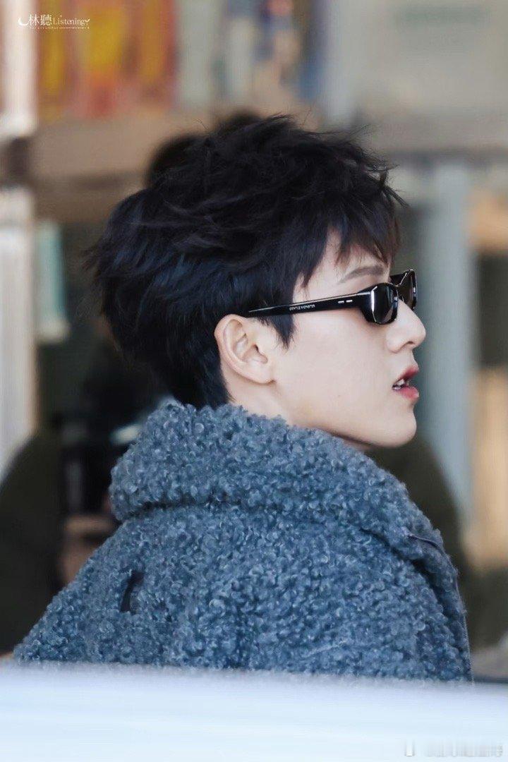 李昀锐住上了豪华大床房奔跑吧 小林一来就跑男福星附体！顺利入住豪华大床房，还玩梗