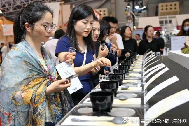 【各美其美的咖啡之都】咖啡，早已超越饮品本身，成为解码城市气质的文化符号。不同城