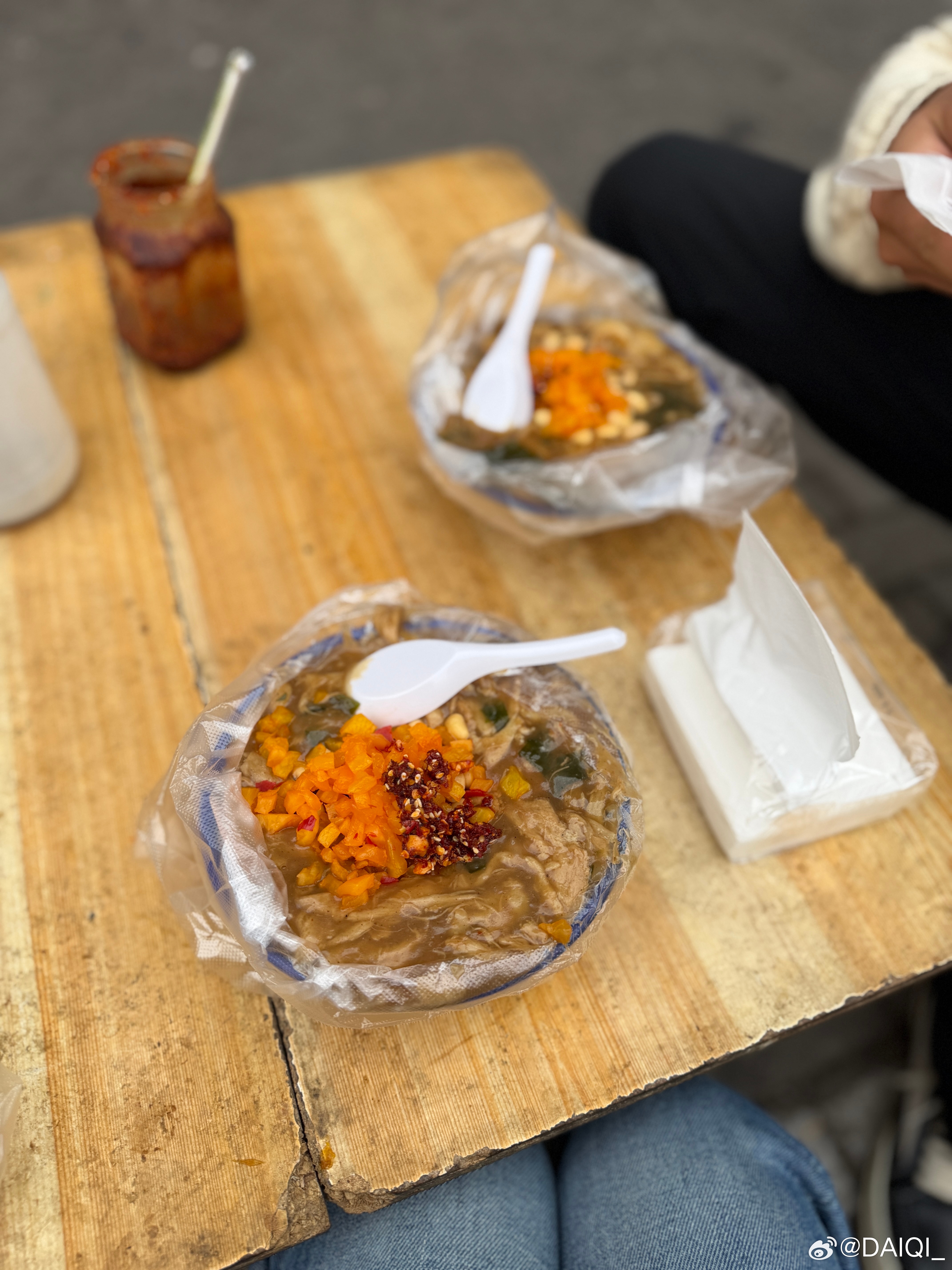 小县城就是好 七块钱完成两人晚饭你们那有没有喝过咸豆腐脑 香死谁了