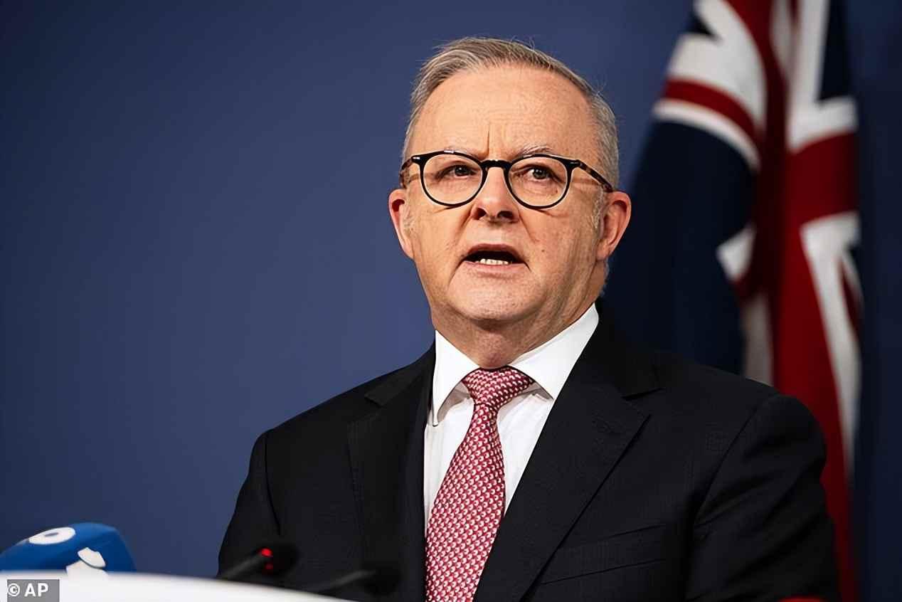 澳洲家庭账单悄悄涨了，导弹飞过千里外的基地，银行账户先亮了红灯，一场远在中东的冲