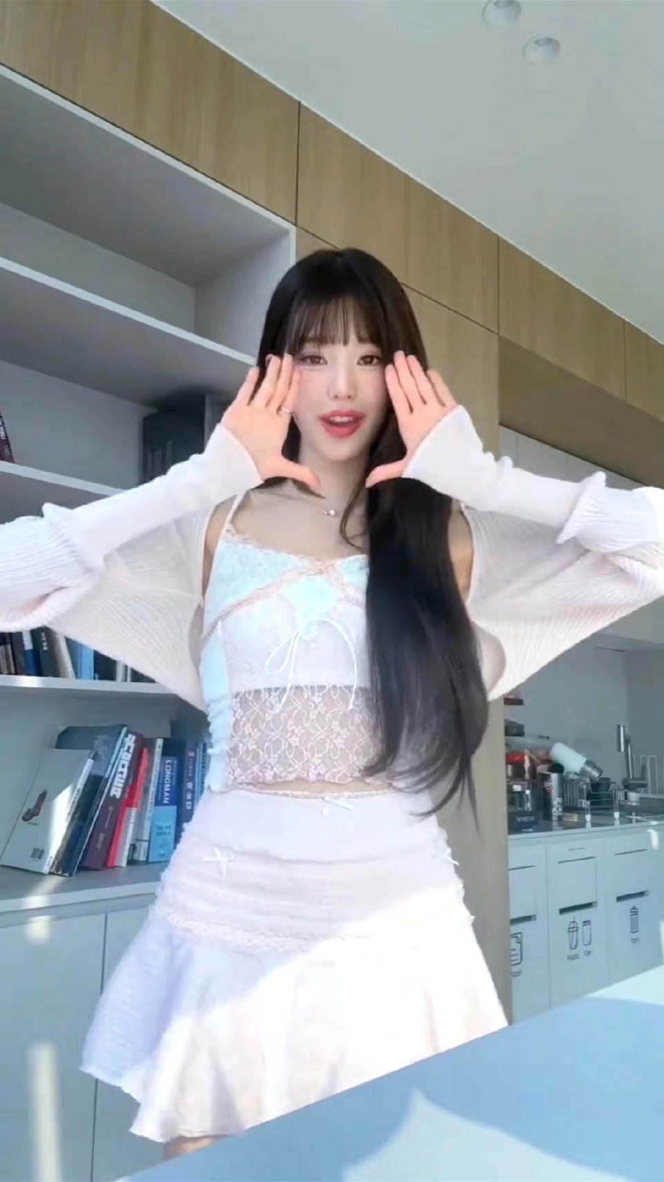#张元英再现神级转圈#每一帧都美得不像话[挤眼] ​​​