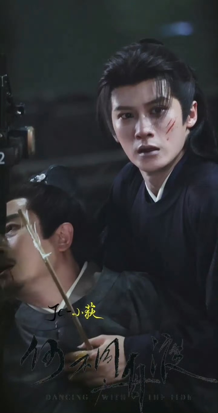 檀健次哭的太破碎了 我没招了，这个檀健次哭的太美了好浓的破碎感 何不同舟渡