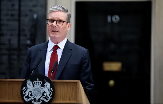 10年换7个人，英国为什么留不住一位首相？
 
本周，英国10年来的第七任首相伯