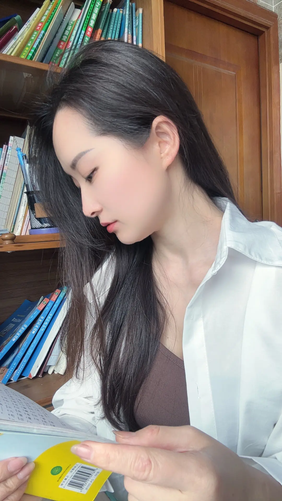 我想去看电影，可我害我怕走进电影院只有我一个人是一个人