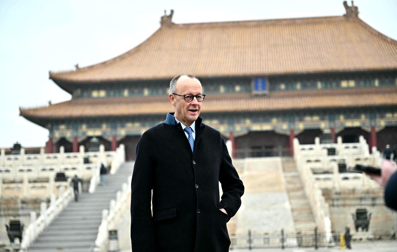 默茨访华回国后说，在四天工作制下，德国当前的生产力已经无法维持国家繁荣，必须付出