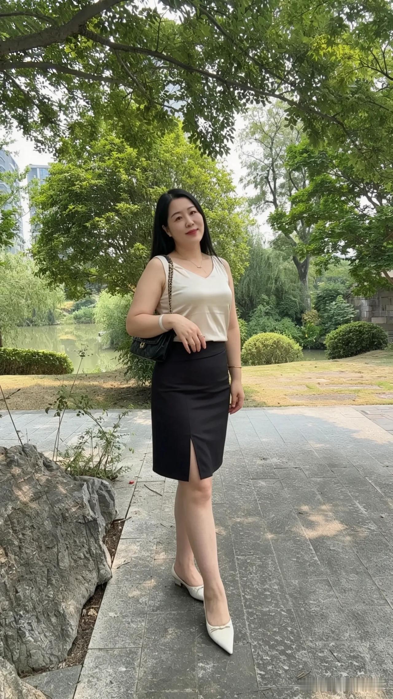 生活一半烟火，一半清欢，从容自在，便是最好的状态。