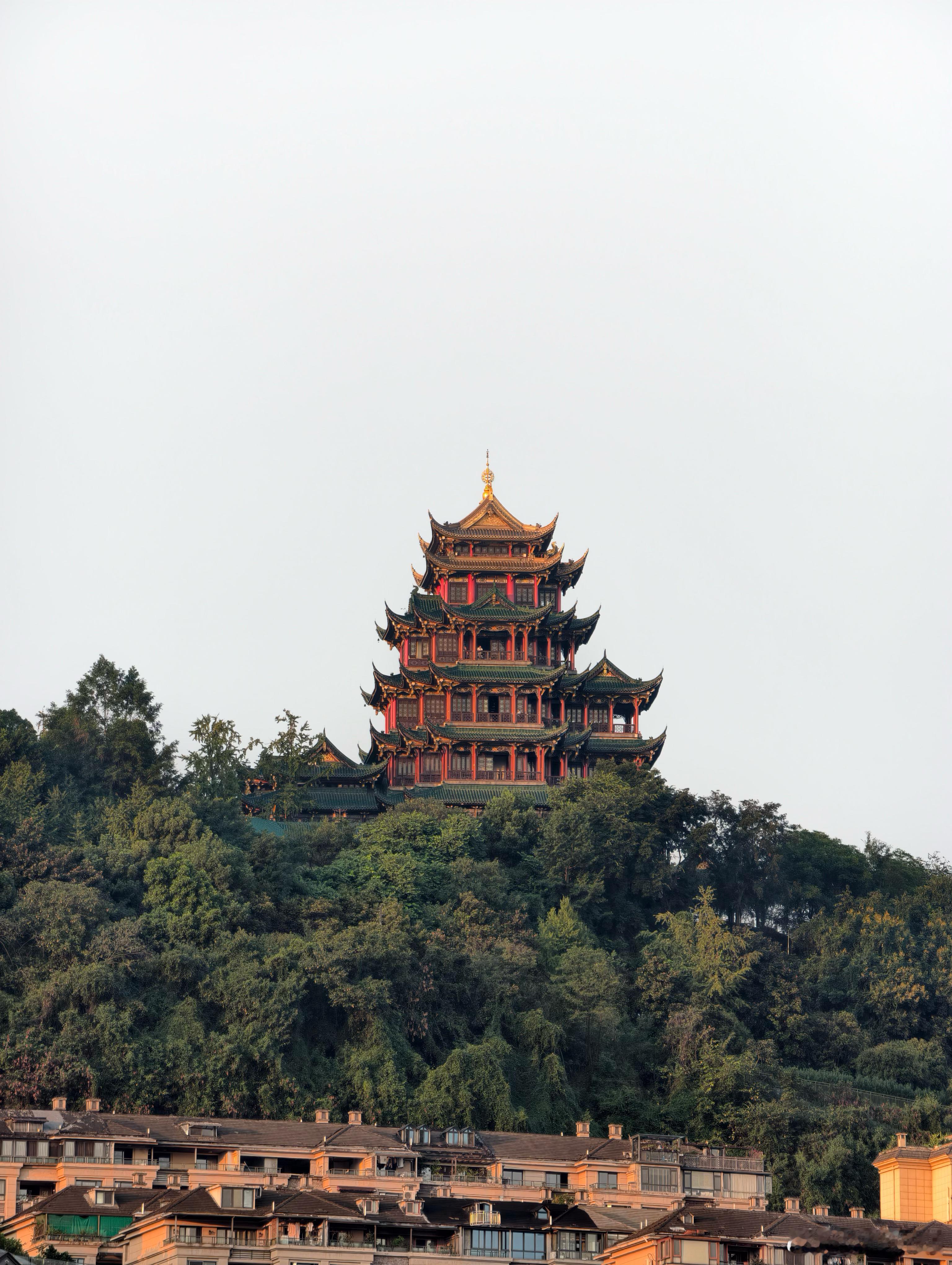 谁能告诉我，曾经的底大一级压死人让多少人奉为圭臬，而我现在不得不怀疑了，底面积小