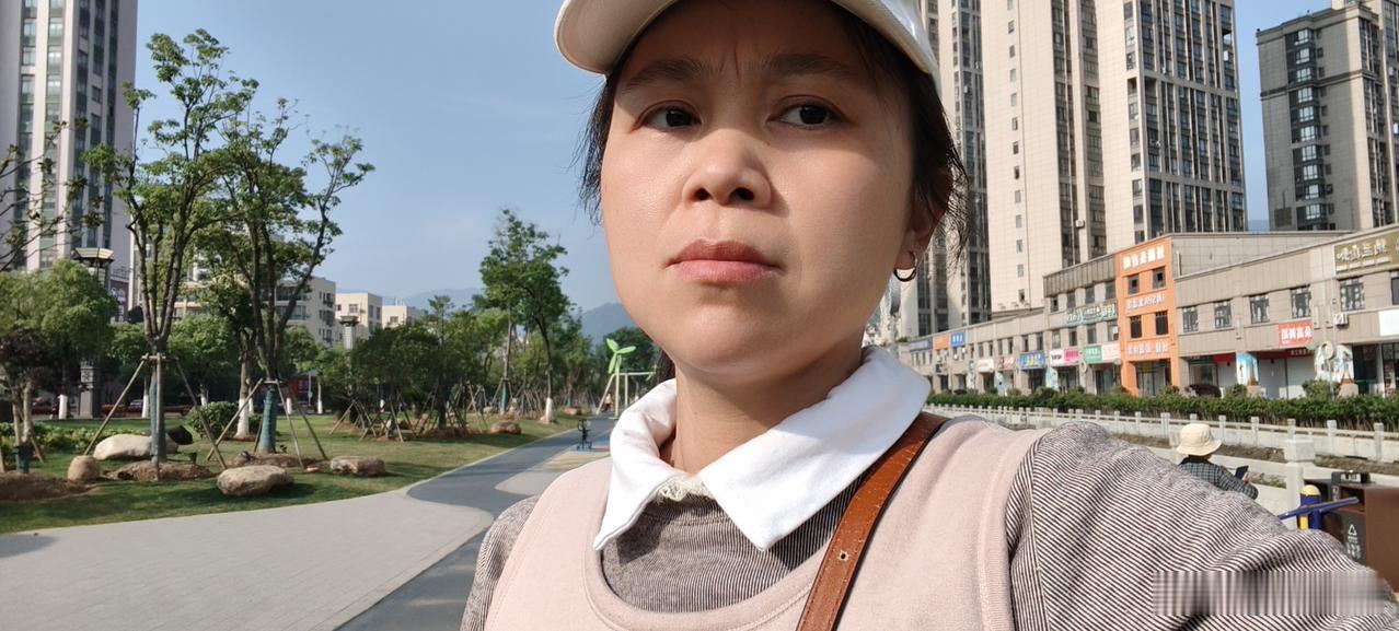 告诉大伙儿一个扎心的真相！一个人最幸福的时刻，就是在适当的年龄和相爱的人在一起，