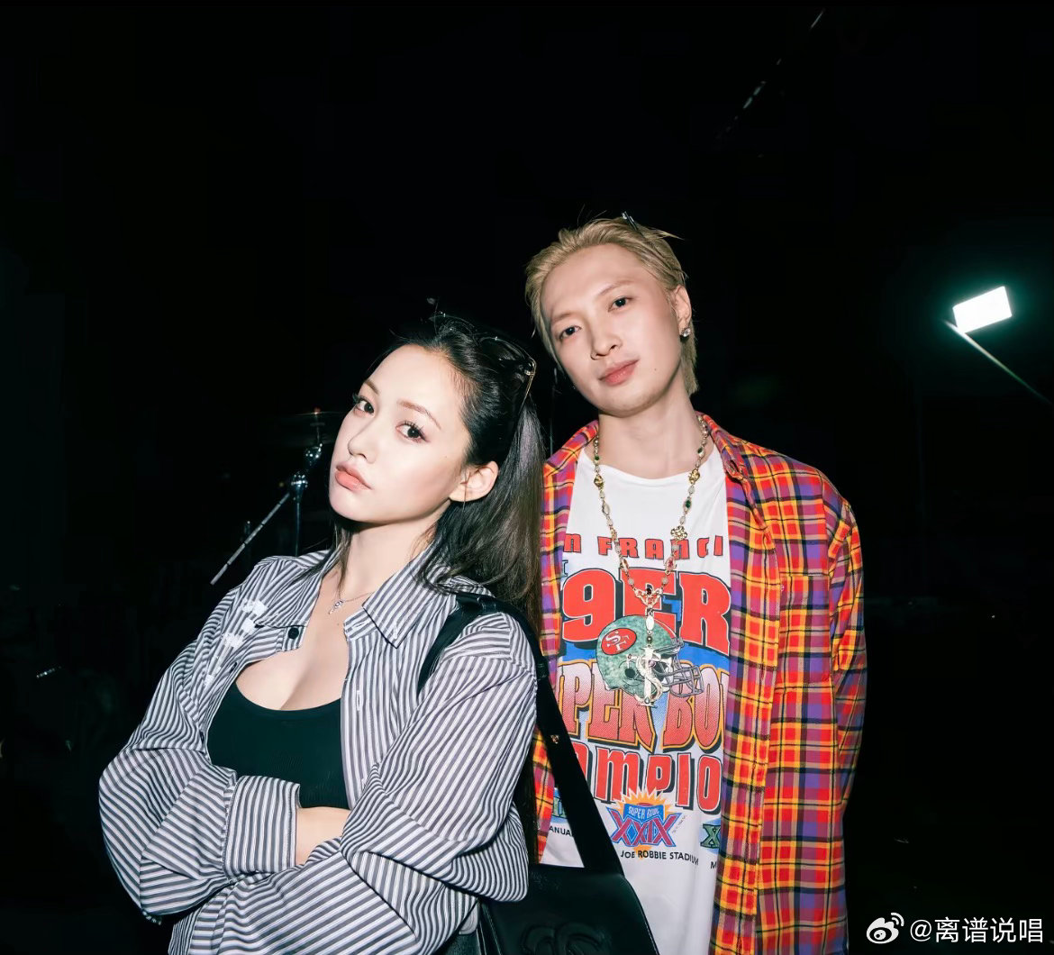 美颜暴击！ASEN和妻子毛利蓝最新合照！🔥asen