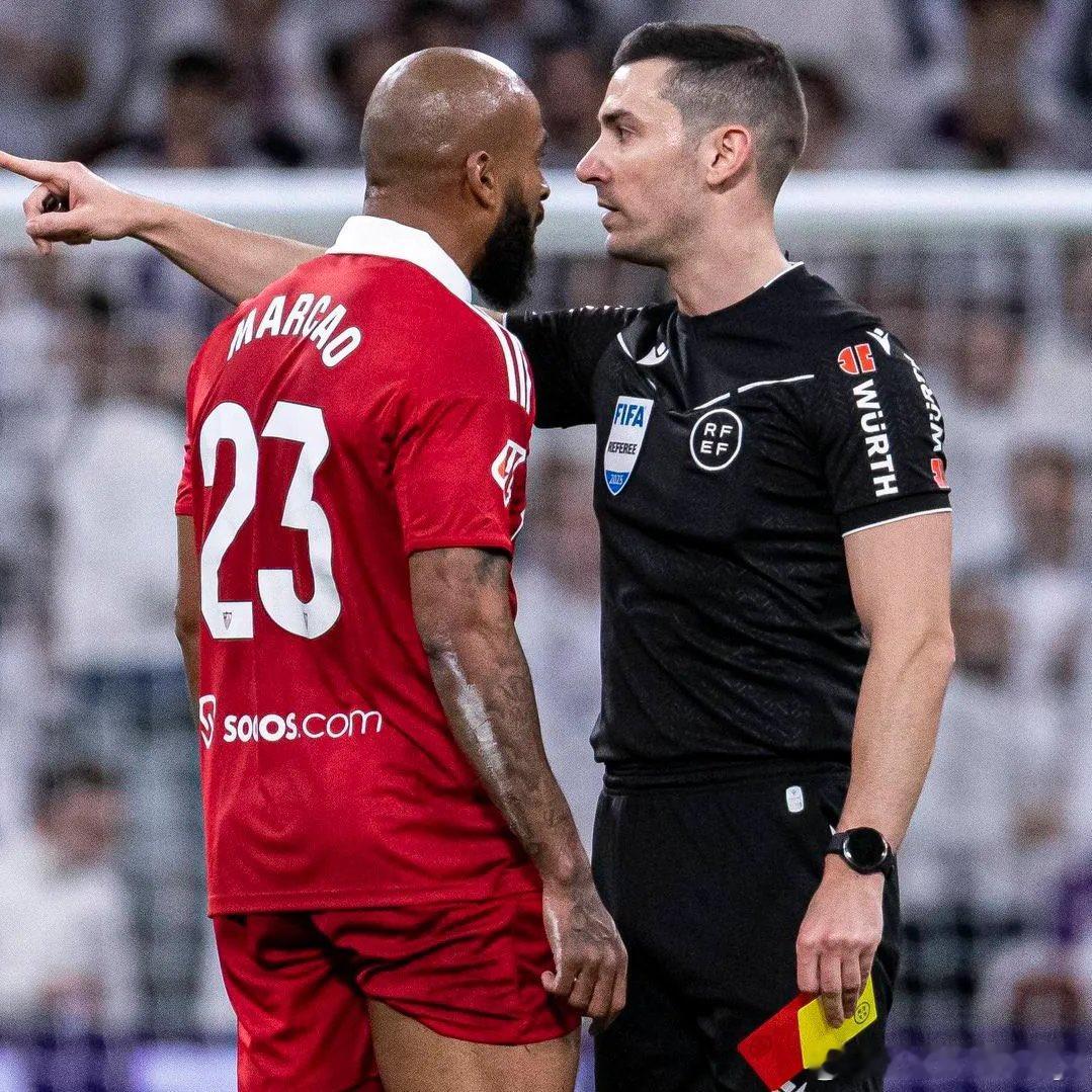 【停赛】喜报：马尔康禁赛6场对垒皇家马德里染红下场的塞维利亚后卫马尔康最终处罚出