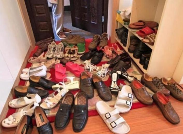 🏠玄关设计，家的第一印象！👠👞
玄关，家的入口，也是我们每天进出的必经之路