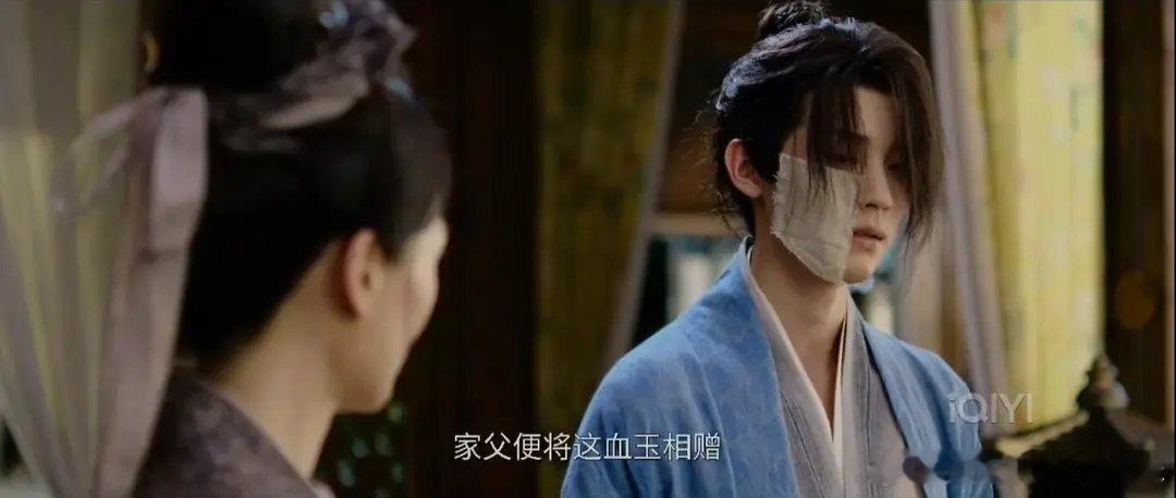 周翊然新剧这个造型是认真的吗？刘海把五官都吃了……看完就认得一张嘴，长啥样都不记