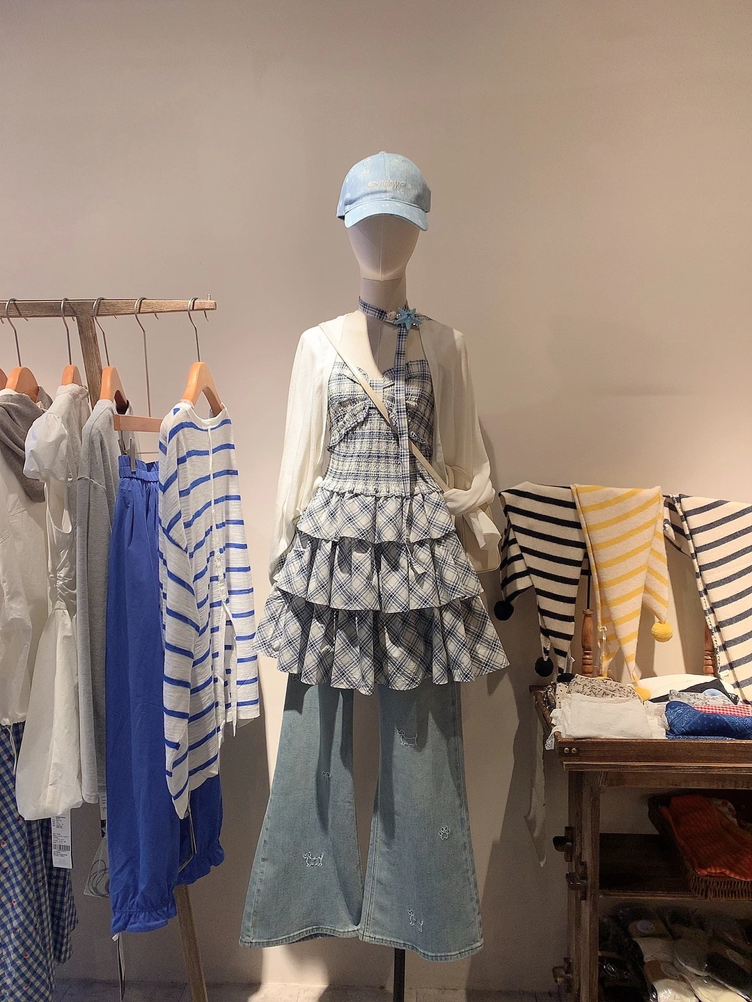 蓝色气泡水味的叠穿🩵