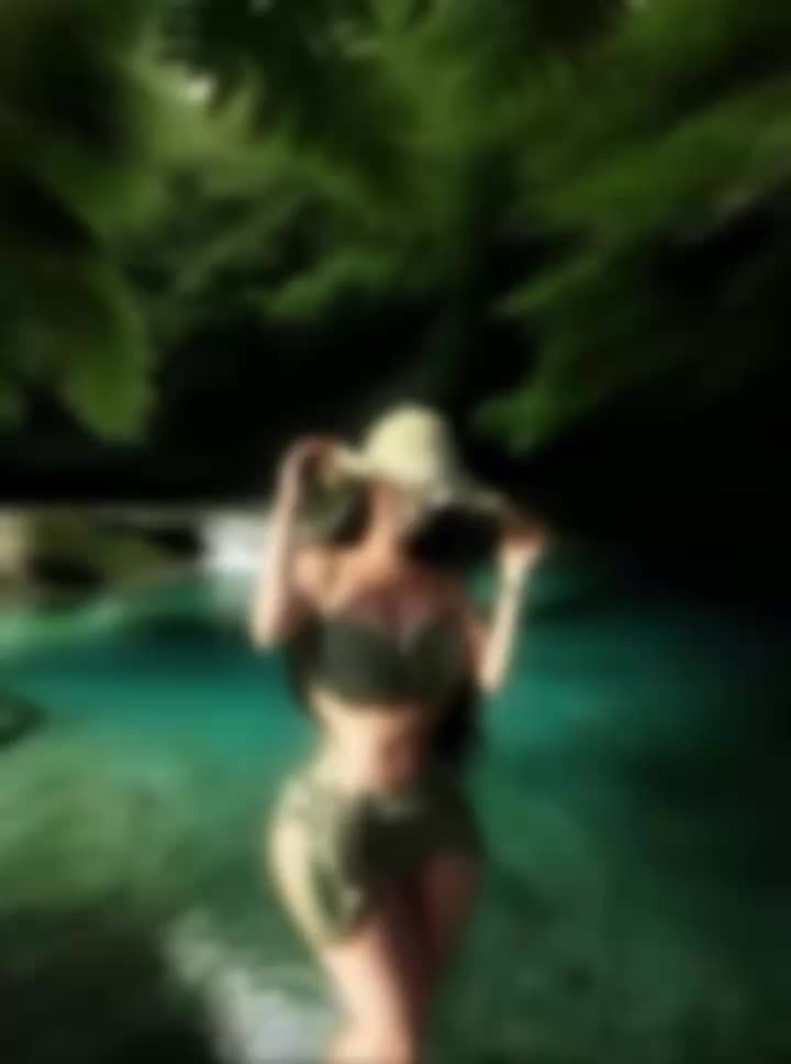 海边穿搭无不良引导