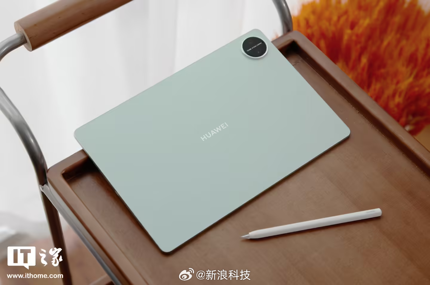 华为高管称天生会画将碾压Procreate【华为做大型应用工具原因揭秘，朱懂东称
