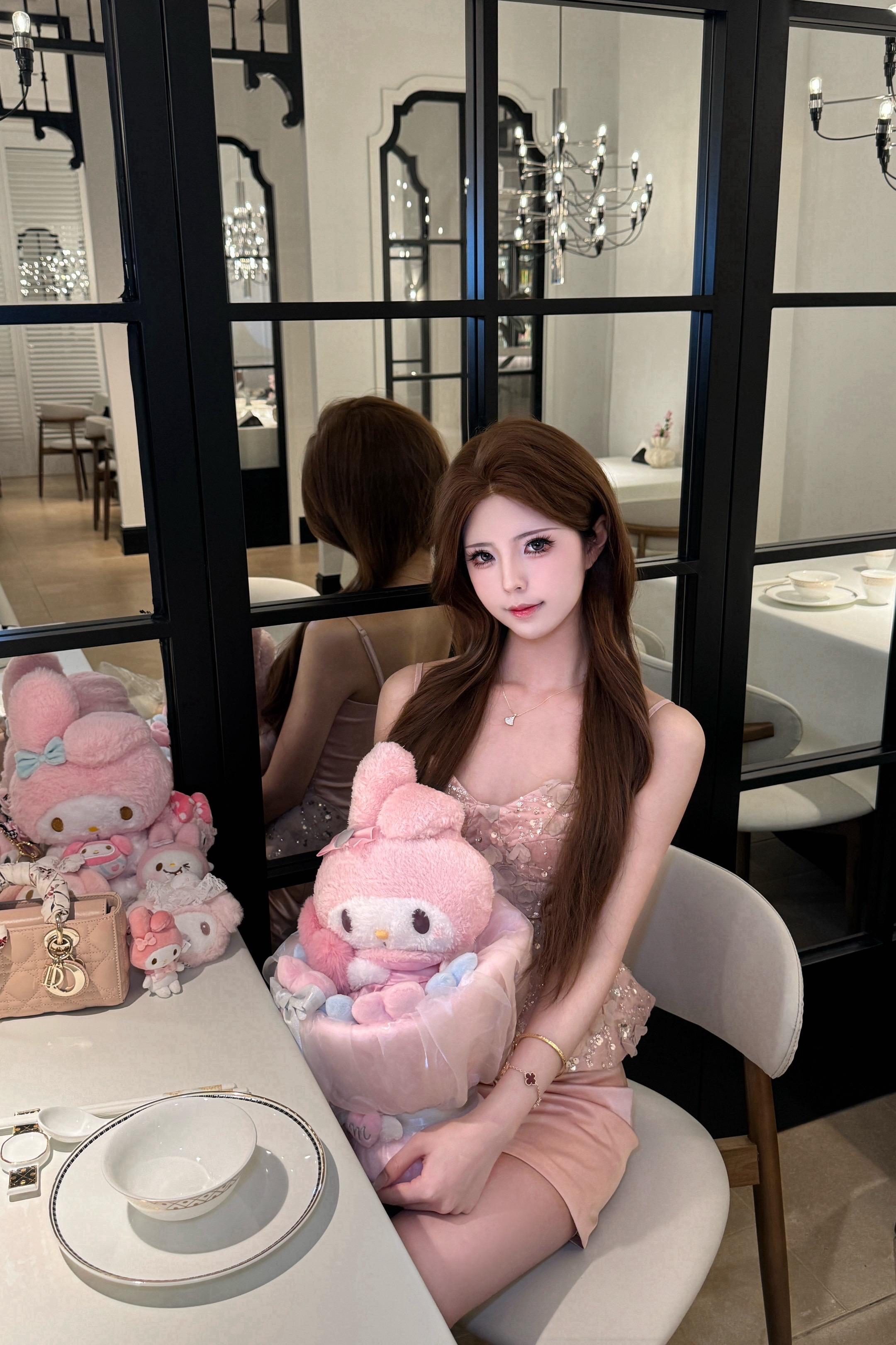 我们之间的关系可不可以再近一点