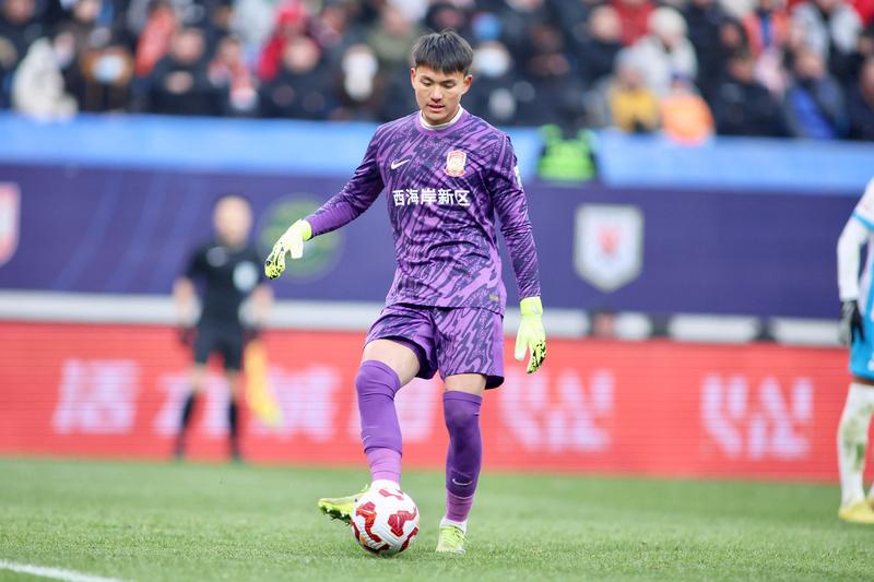 1月25日，U23国足在决赛0:4不敌日本队，拿到亚军已是历史最好成绩，可门将李