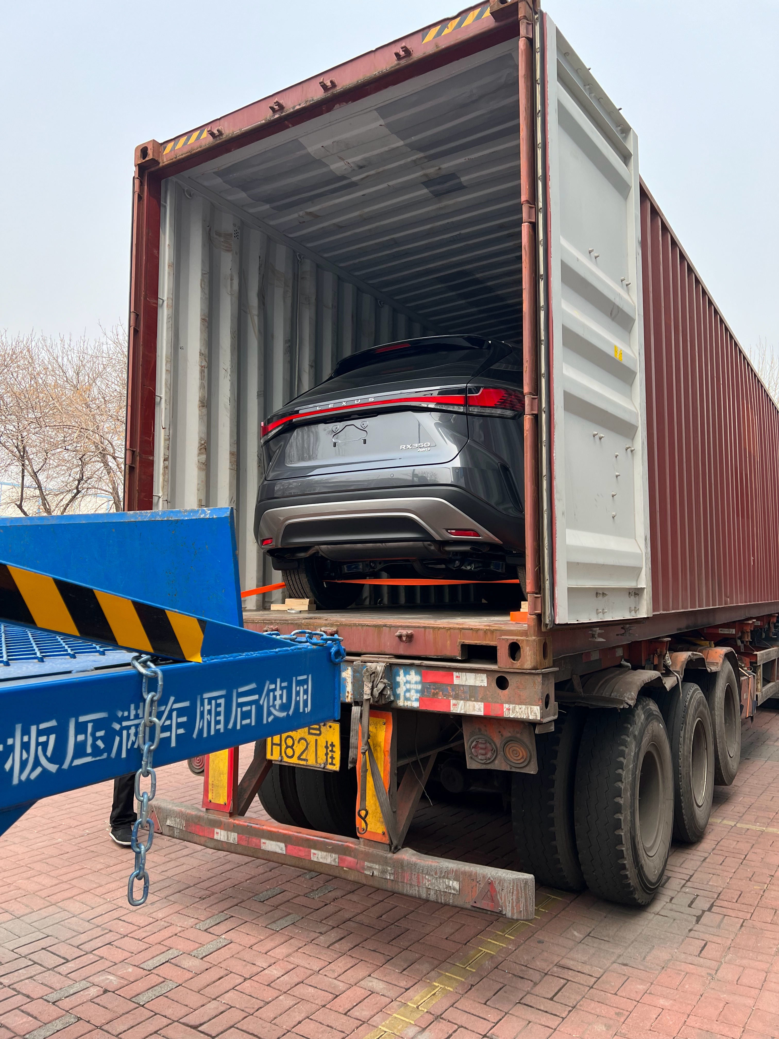 ？？？？？平行进口雷克萨斯RX350这个车老款港口还有一大堆啊新款又来了 天津·