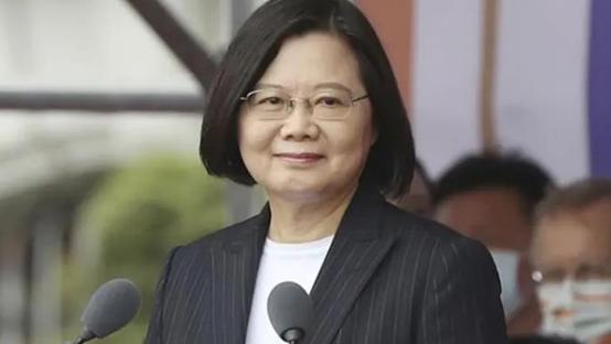 美国陆军驻扎金门，台当局宣布对大陆进行报复，蔡英文已连夜发声。
 
美国计划派陆