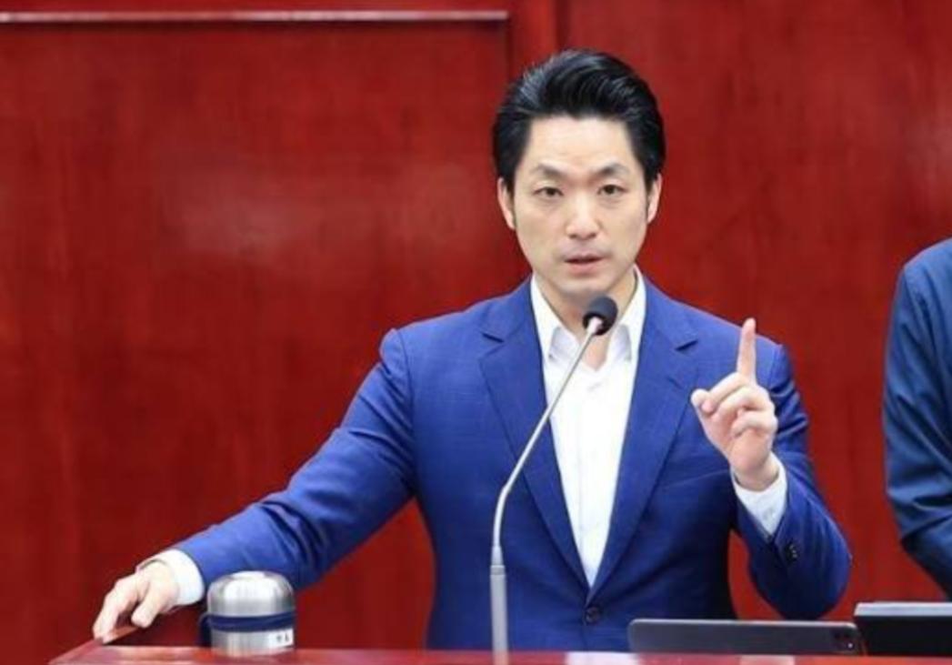 台湾政坛的天，恐怕要变了！一个近乎铁板钉钉的预言正在岛内流传：只要蒋万安在202