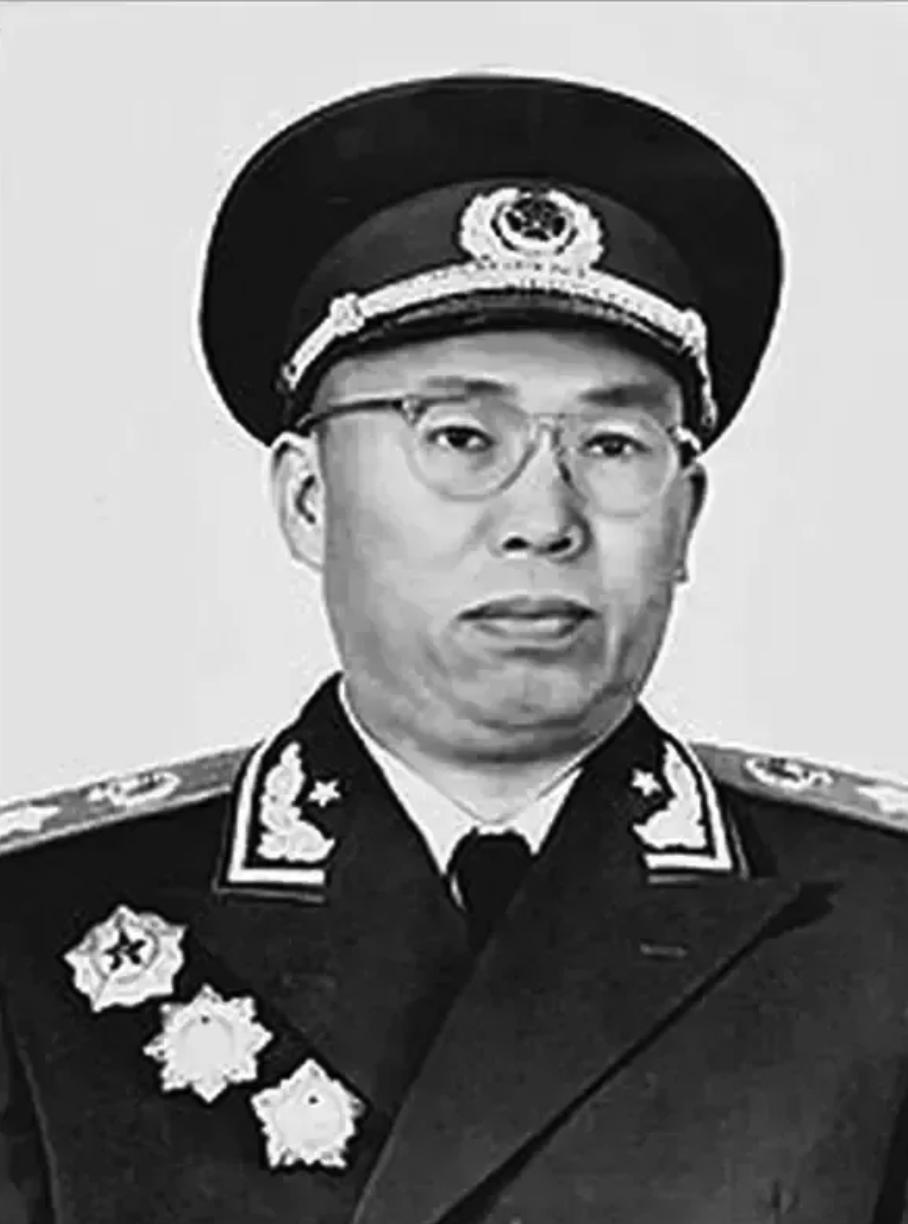 1941年，水野清救26名八路军。罗荣桓问：“为何帮我们？”他答后怪事频发。这日