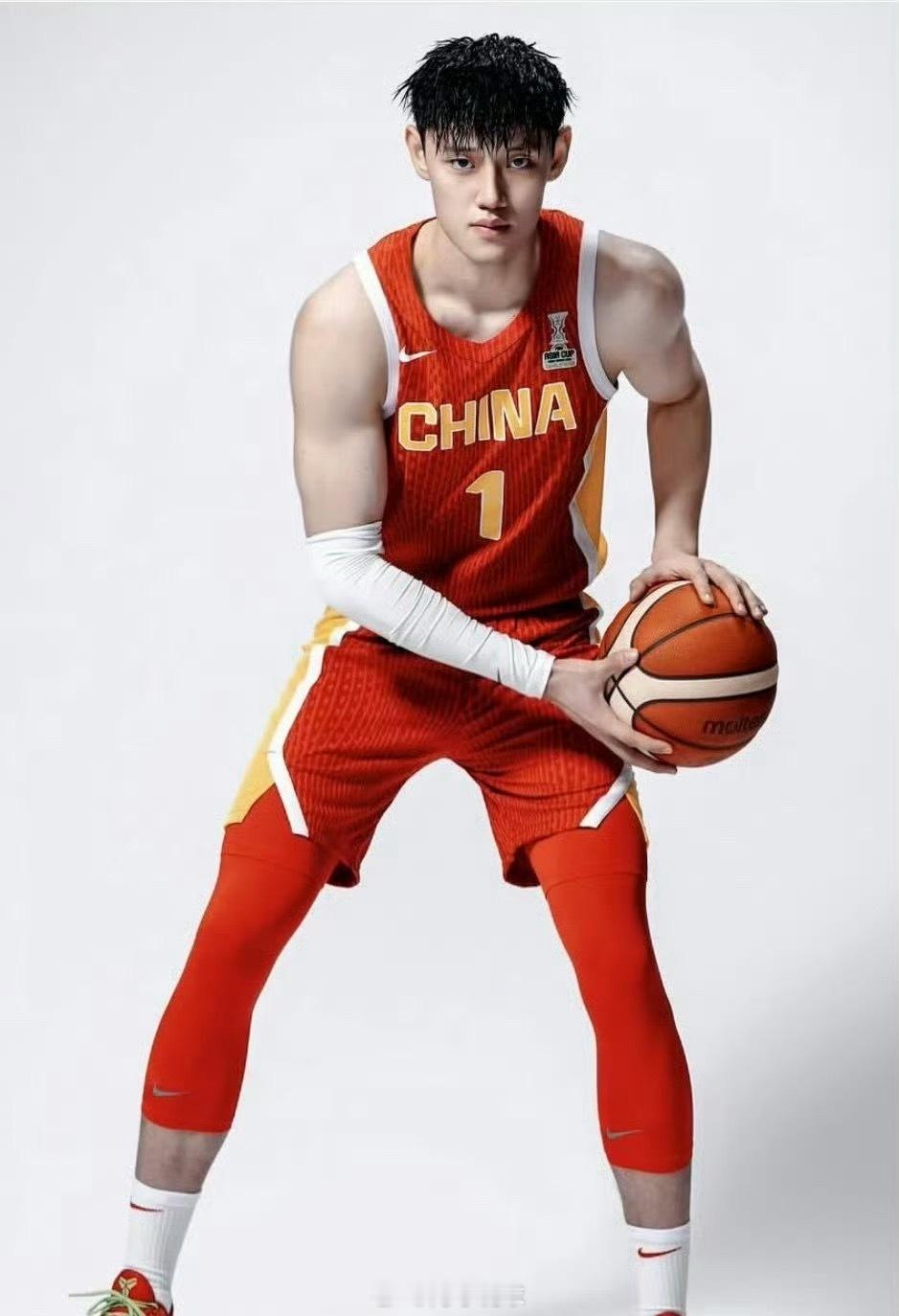 继续追梦！恭喜曾凡博！篮网队与中国球员曾凡博签约。🎉篮网签约曾凡博曾凡博阿才说