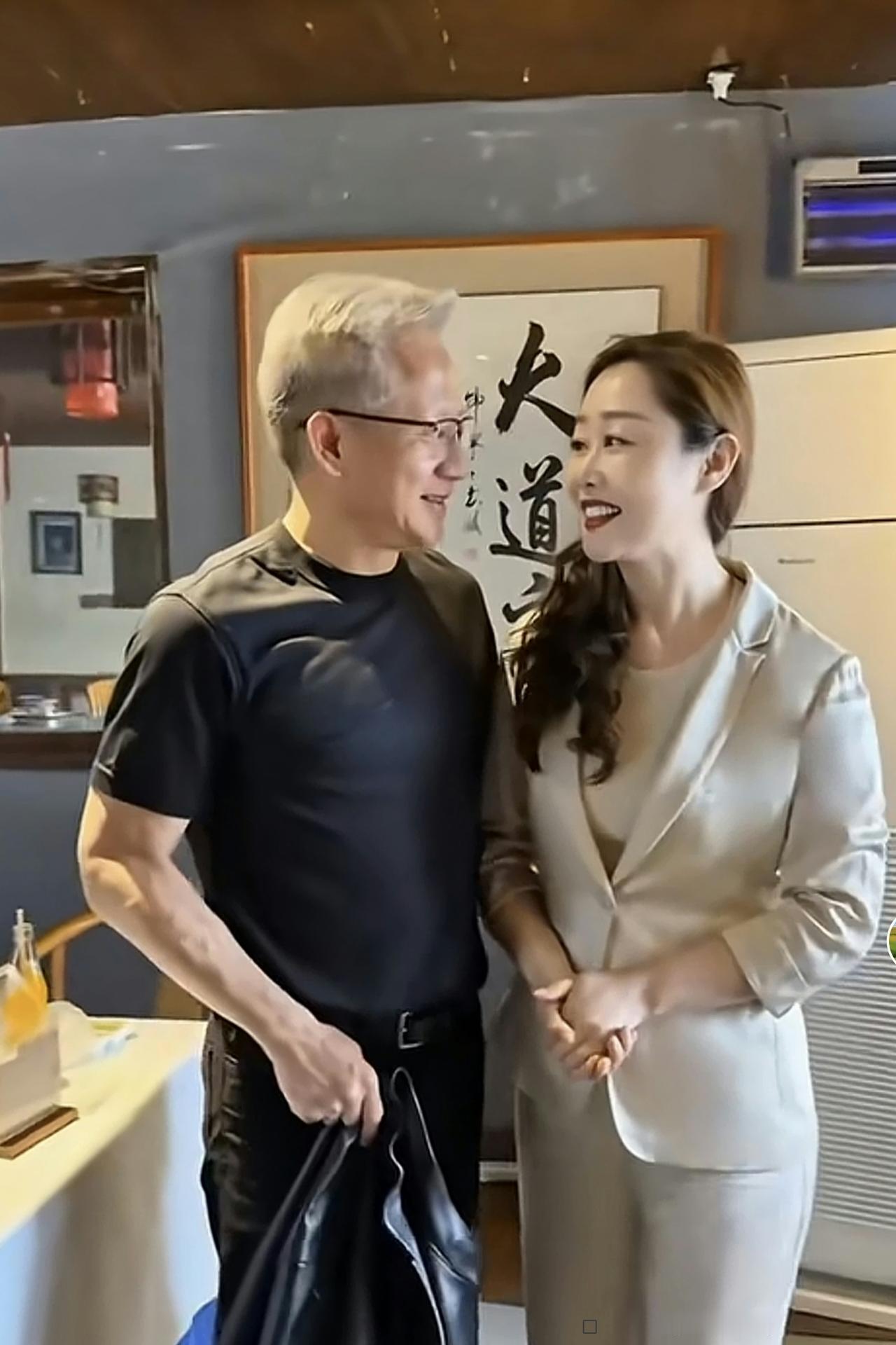 老话说的好，爱美之心，人皆有之，女人爱美，男人也喜欢漂亮的女生。
所以漂亮的女生