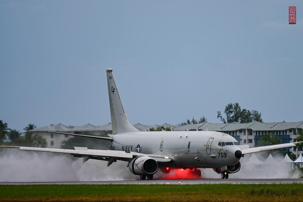 这就是经常乱入我们南海的美弟P8A反潜巡逻机。它由波音737同型号机体发展而来，