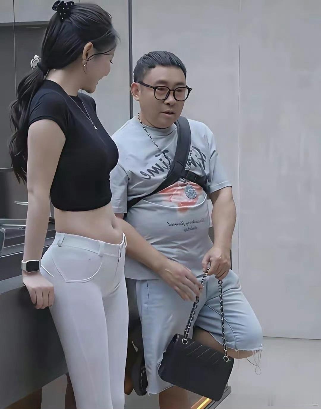 男人为什么要努力挣钱这就是最好的答案吧！ 