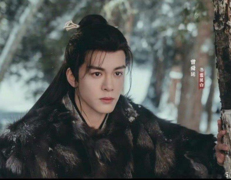 #看曾舜晞骑马眼前一亮又一亮# 曾舜晞真是让人怦然心动啊！骑着马的样子超级有少年