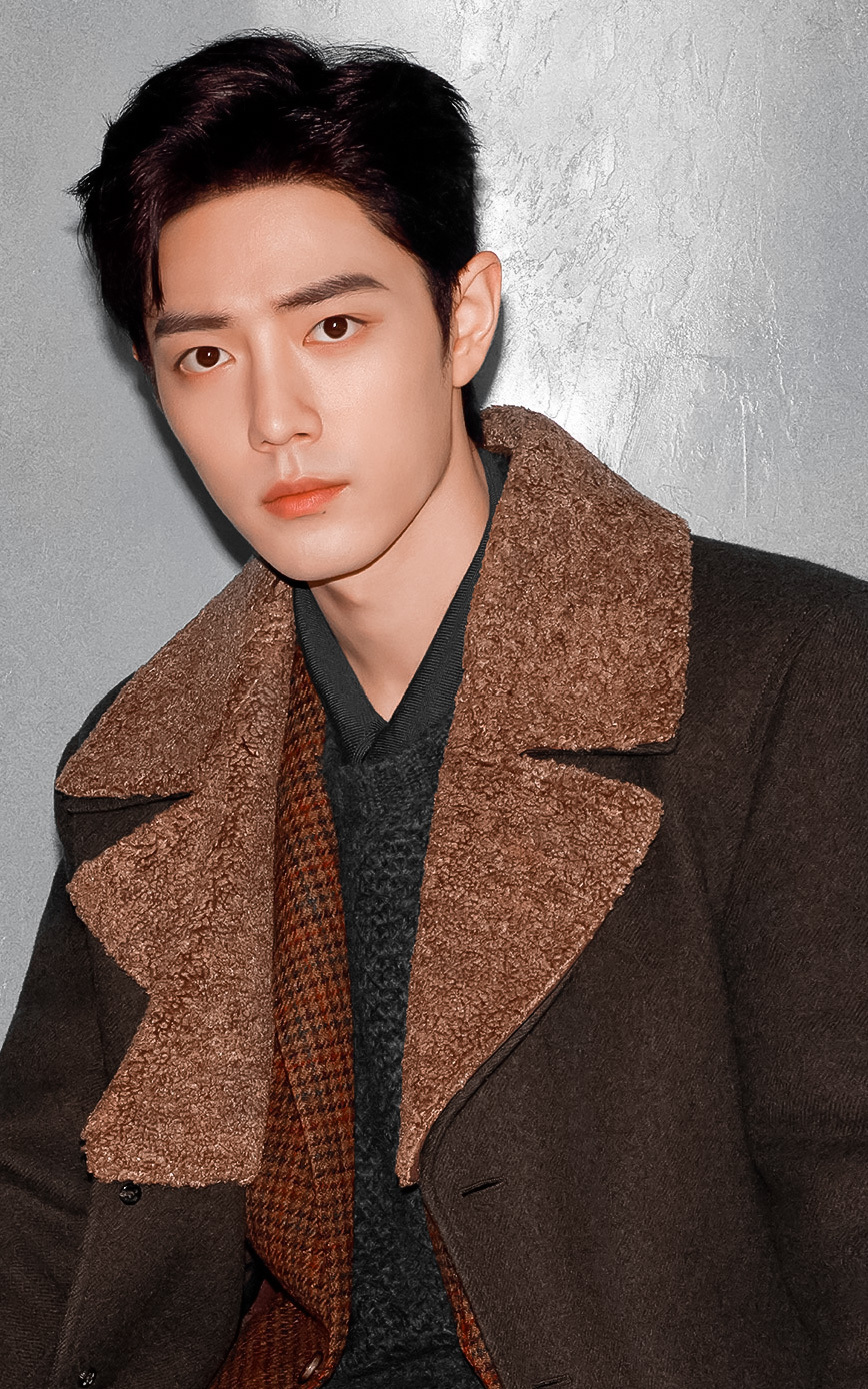 天生的衣架子，穿啥都这么帅这么好看！肖战捧起卓越品质之星荣誉◎肖战