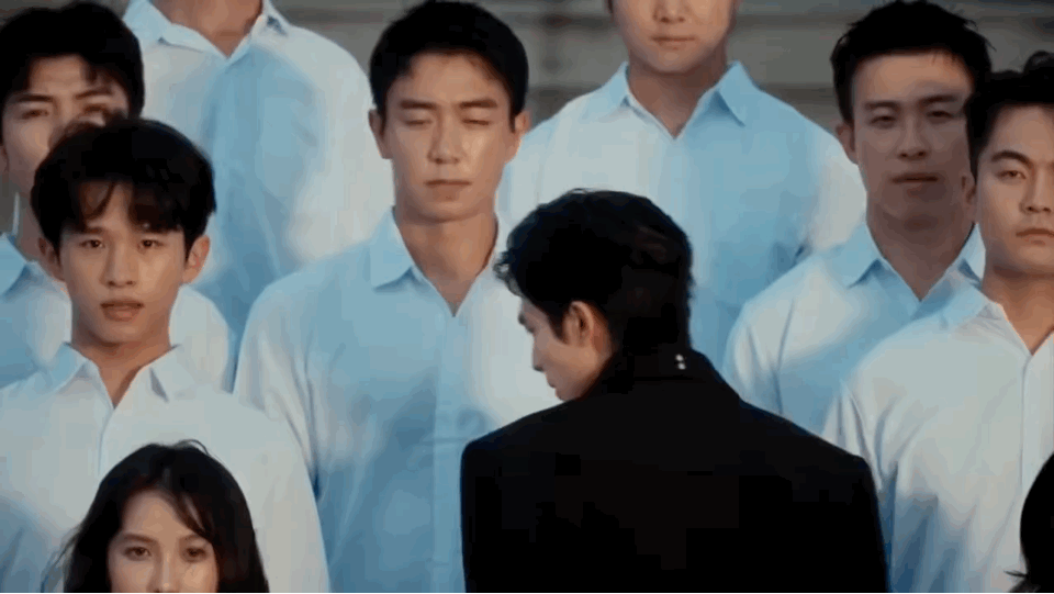 宋威龙长这么帅，让旁边人情何以堪啊宋威龙 ​​​
