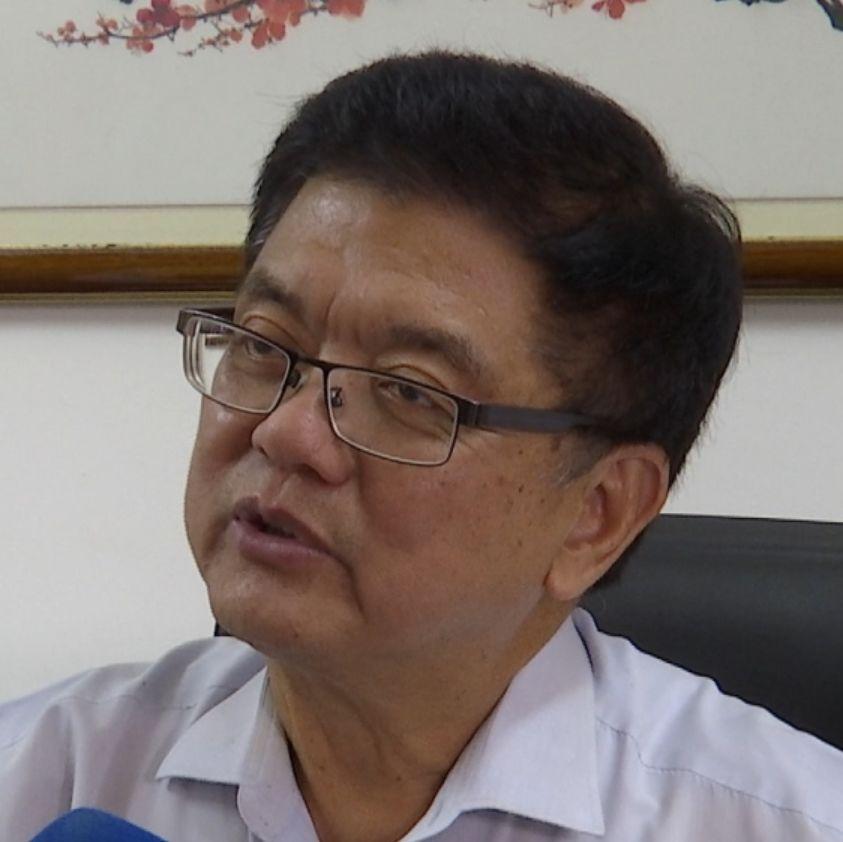 在马来西亚多元族群共存的社会环境里，马来语作为官方国语，如今面临十分尴尬的处境，
