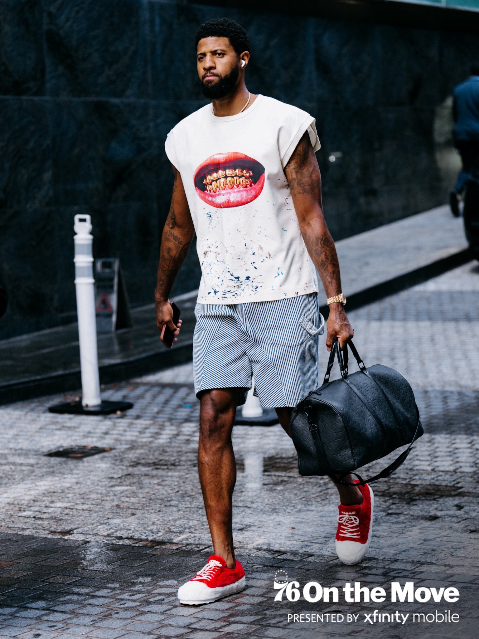 补发！分享今日份赛前出发球馆时的帅泡！费城76人76人vs热火NBA点赞成金