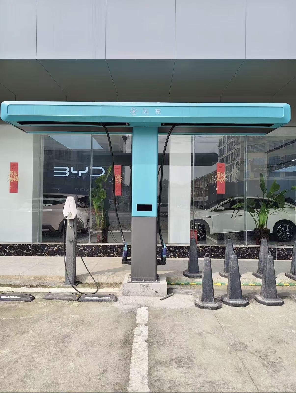 作为一个比亚迪车主，我之所以选择比亚迪这家企业，是因为它走的每一步都能让我感觉特