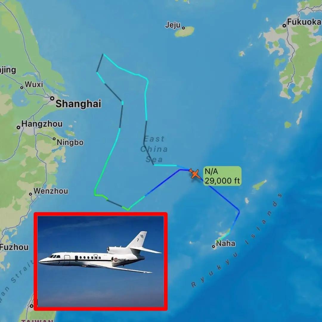法国这是又菜又爱玩，侦察机飞到了距离长江口200公里处空域。

日前法国海军一架