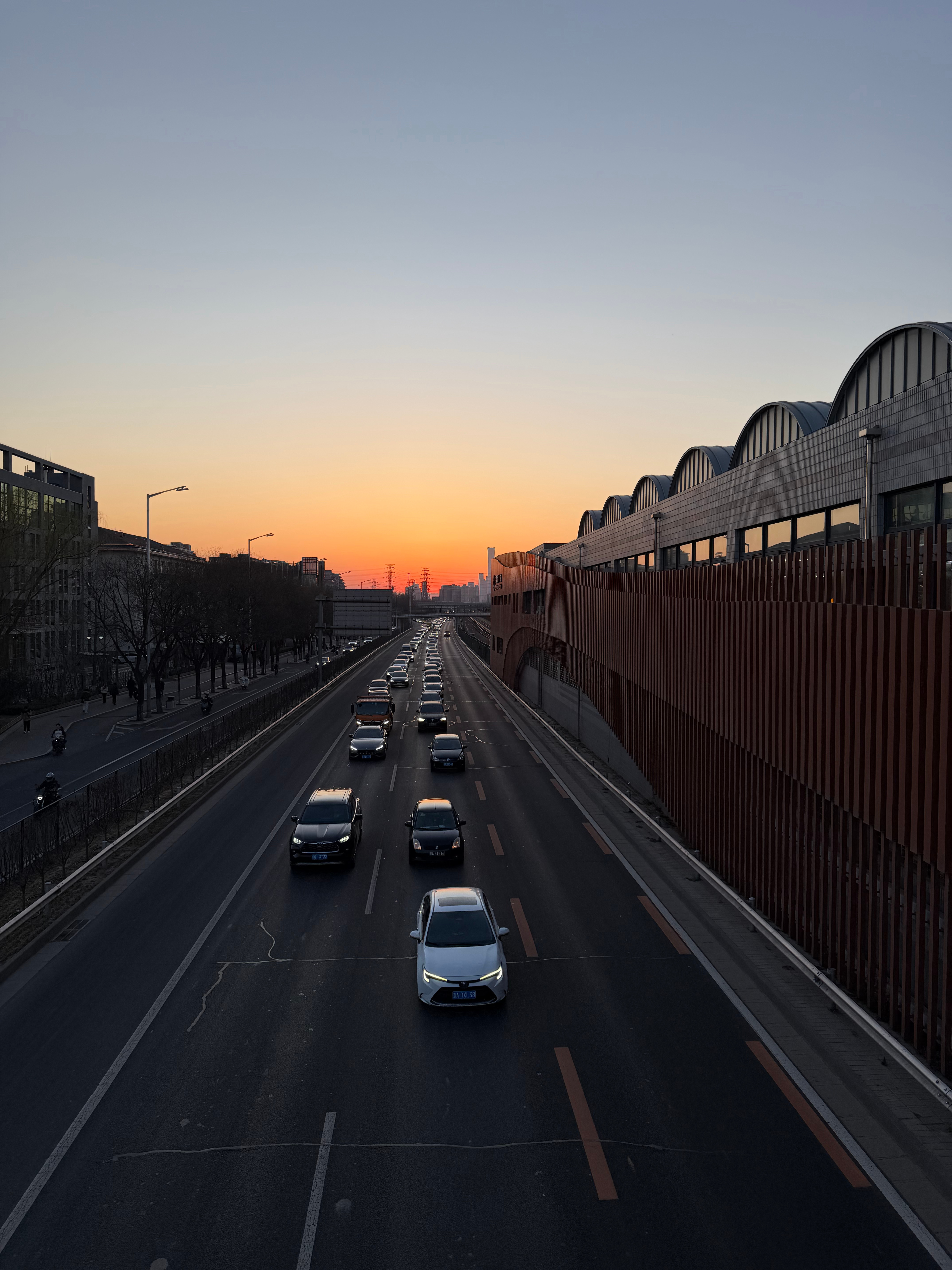 这个小女孩只吃了早饭并且爬坡了50分钟还偷偷涨球真的该发出来记录一下！！！今天用