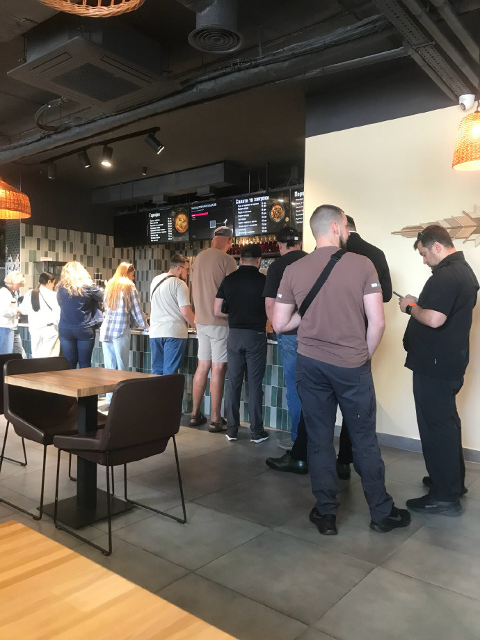 乌克兰本土餐饮连锁品牌Вогнище Світорії （斯维托利亚炉火）寻找共