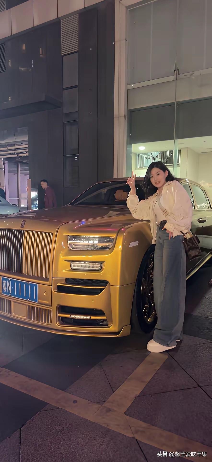 小姐姐这车炫得……我居然无法反驳！