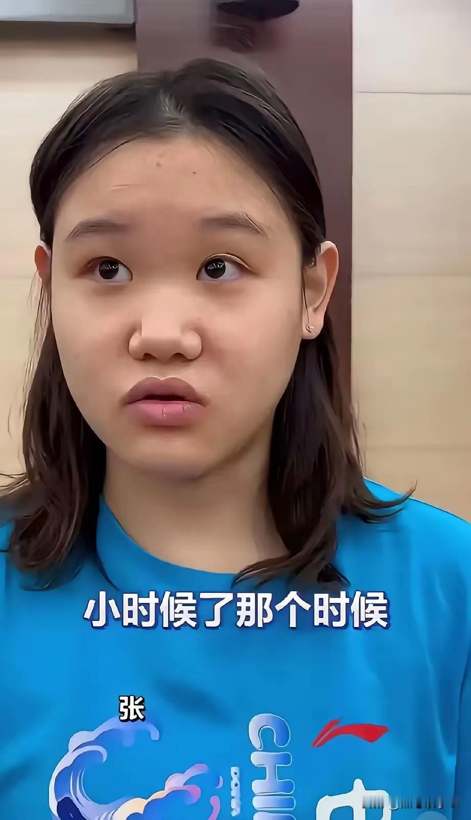 张家齐说全红婵，他的动作非常标准和细腻的，像科技书一样，一板一眼，很规整。好善良