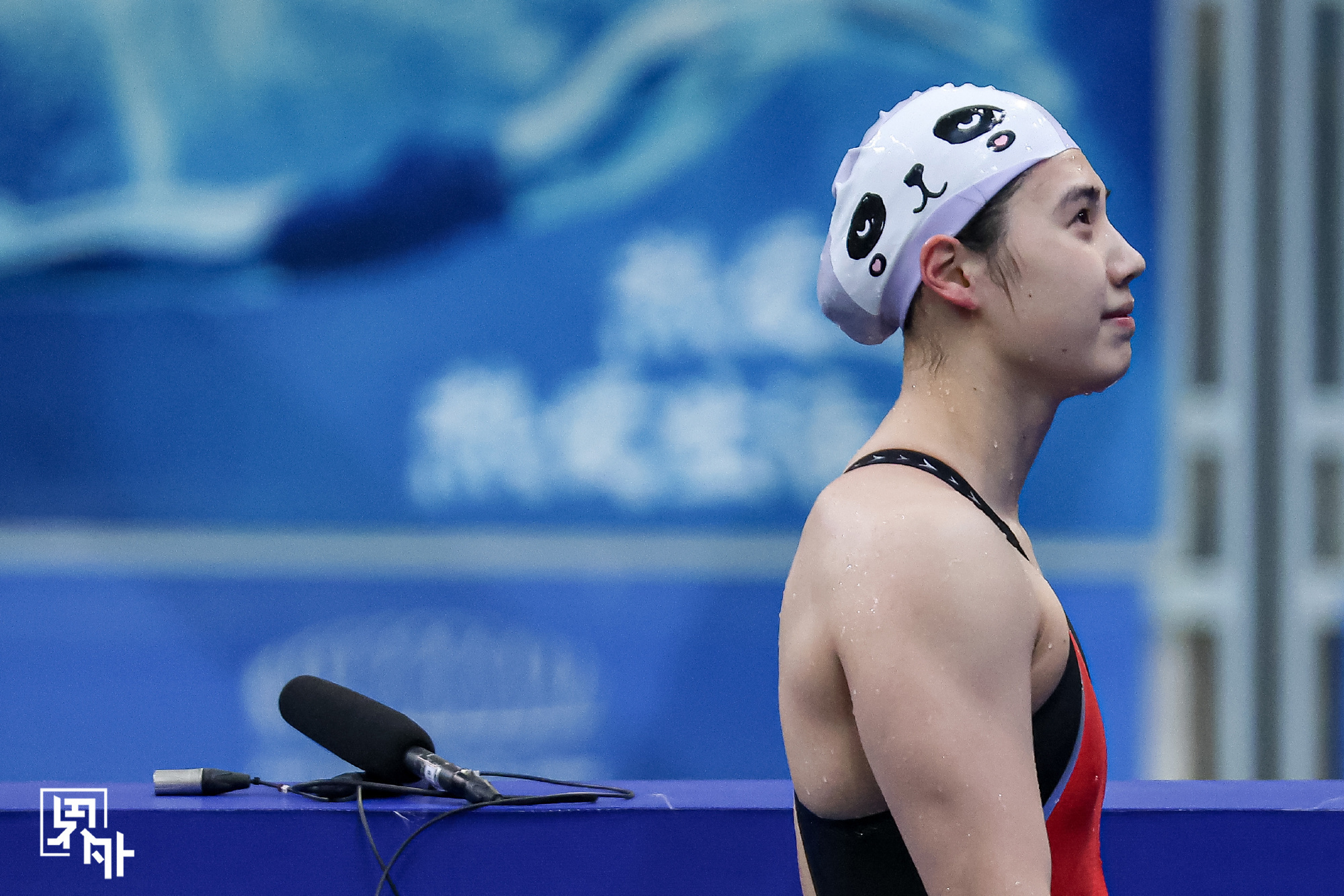 张雨霏28岁生日 今天是的生日🎂 与纷纷排队送上祝福。28岁的她，既是纪录的守