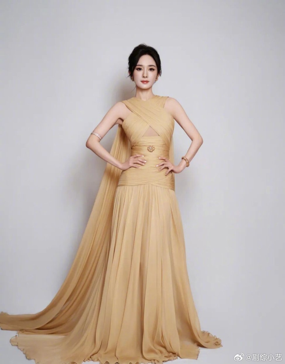 白玉兰最佳女主角已出，获得者:杨幂，大家期待吗