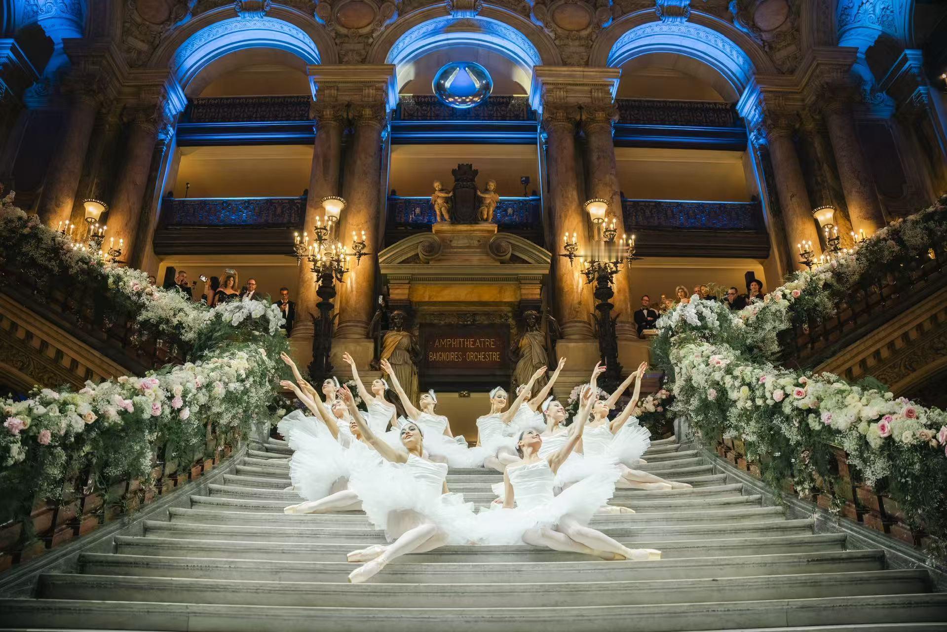 比亚迪集团旗下高端新能源汽车品牌腾势，在法国巴黎歌剧院举行欧洲上市发布会。发布会