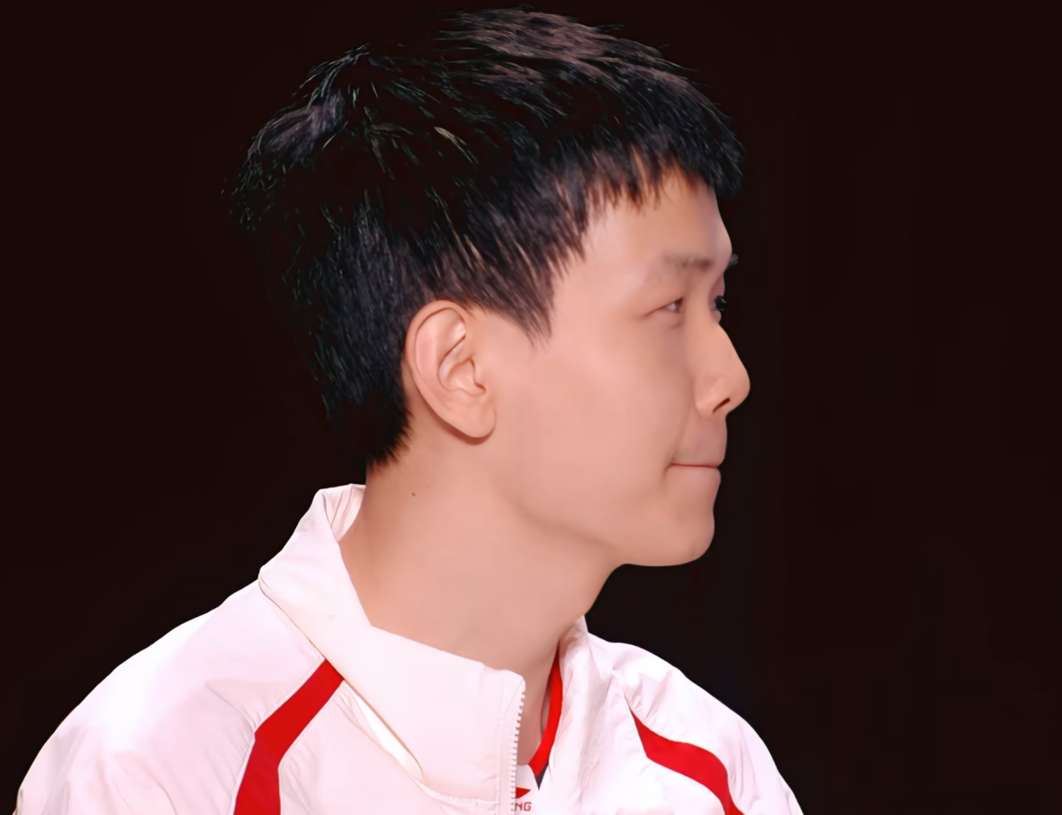 Creme先攻：都说说谎会长鼻子，感觉Bin哥对自己的鼻子不是很满意🤣2026