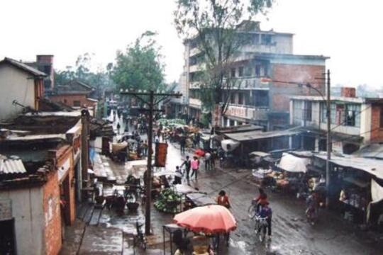 1991 年上海某地有小伙伴知道这是哪里吗？