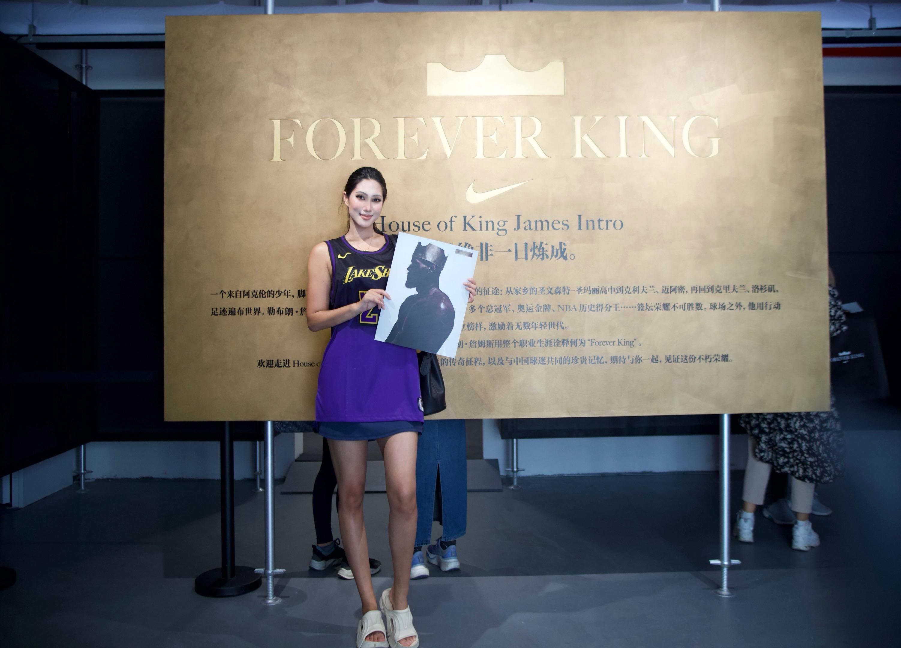 FOREVER KING.传奇仍在继续 💛💜