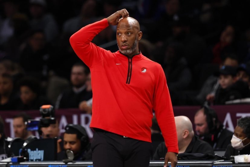 我的天啊 🚨据shams报道，开拓者主教练、2004年NBA总决赛MVP昌西·