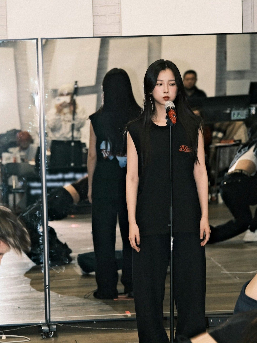 🫶🏻不需要再用时间去证明，所有的快乐都为你——虞书欣